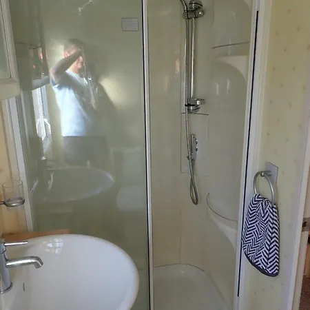 Earls View Caravan Campsite Carna